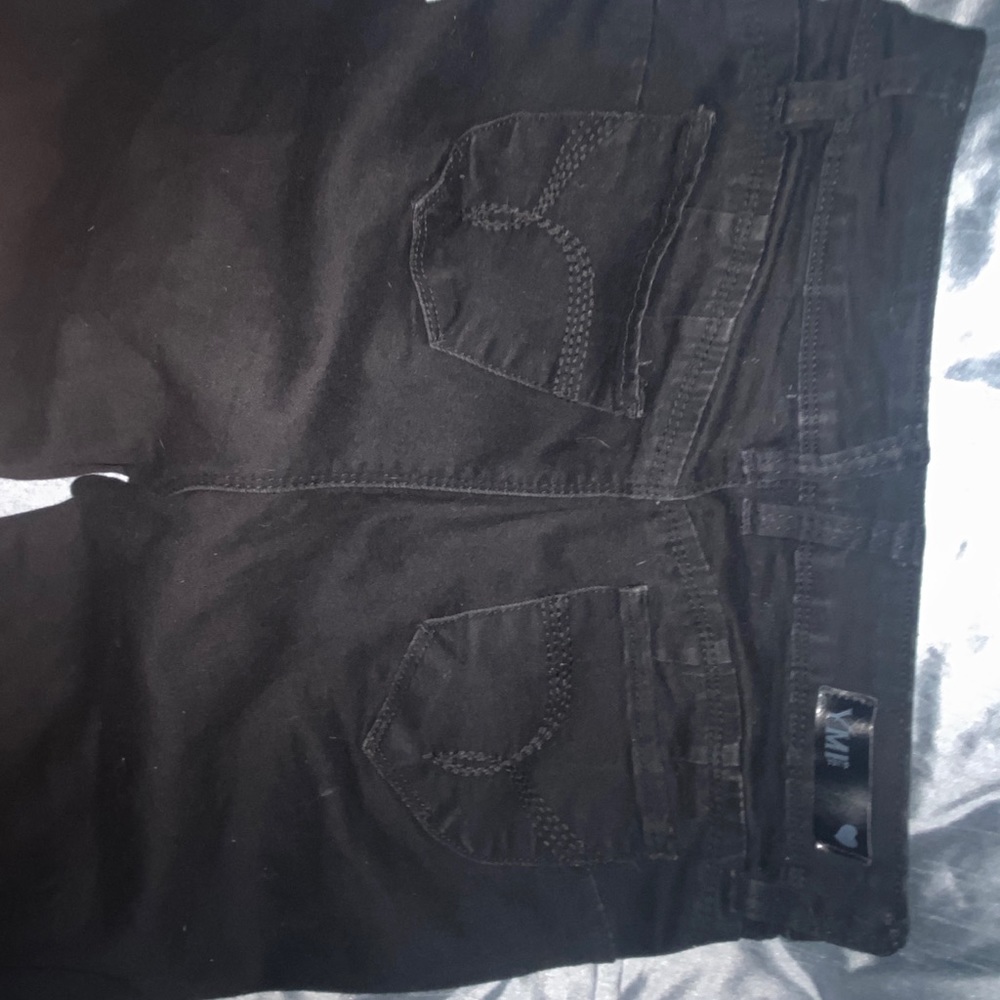 black skinny jeans (booty riser)